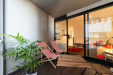 CLARK, 1BDR Melbourne Apartment - Accommodation Port Hedland 0