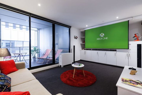 CLARK, 1BDR Melbourne Apartment - Accommodation Port Hedland 1