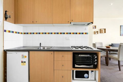 ELIZA, 2BDR Melbourne Apartment - Accommodation Port Hedland 5