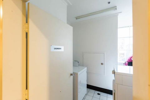 ELIZA, 2BDR Melbourne Apartment - Accommodation Port Hedland 1