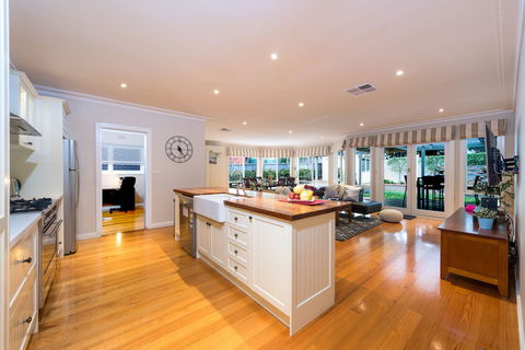 Lovely 5BR House Walk To Train And Shops - Accommodation Port Hedland 3