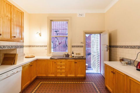 MADELINE, 1BDR Fitzroy Apartment - Accommodation Port Hedland 6