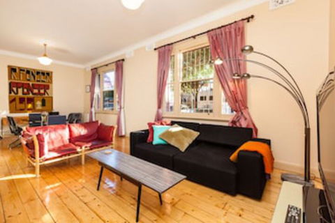 MADELINE, 1BDR Fitzroy Apartment - Accommodation Port Hedland 0