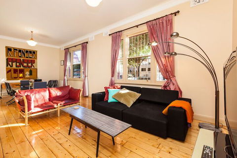MADELINE, 1BDR Fitzroy Apartment - Accommodation Port Hedland 7