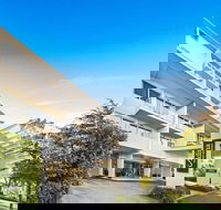 Adina Serviced Apartments Canberra Dickson - Accommodation Port Hedland