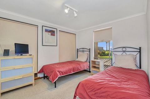 Queensland South - Accommodation Port Hedland 4