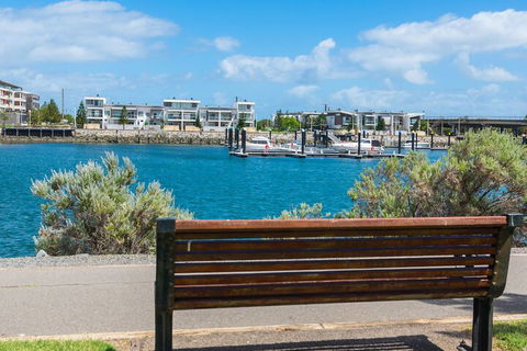 Port Adelaide Harbourside Home - Accommodation Port Hedland 3