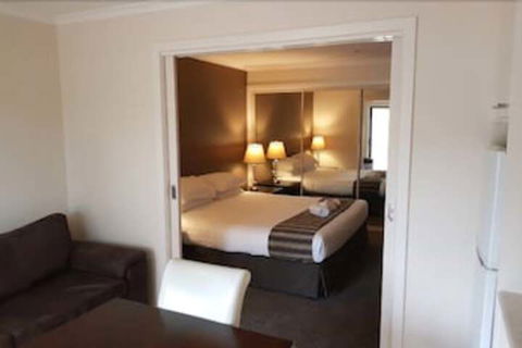 Lakeview Villa's - Accommodation Port Hedland 6