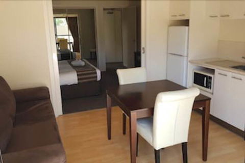 Lakeview Villa's - Accommodation Port Hedland 5