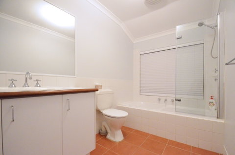Halcyon Daze - Accommodation Port Hedland 0