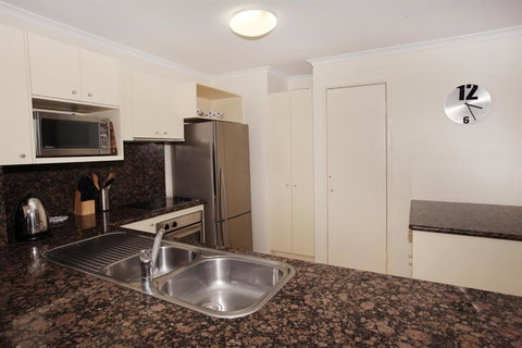 Unit 9 Marcoola Shores 1 Flindersia Street Marcoola 500 BOND LINEN INCLUDED - Accommodation Port Hedland 3