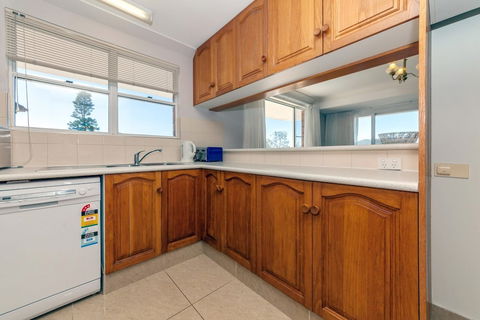 Albacore Unit 4, 12 Ondine Close - Accommodation Port Hedland 2