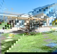 Bamboo Bay at Fingal Bay - Accommodation Port Hedland