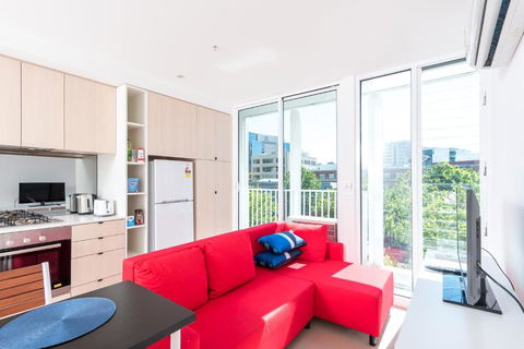 Amazing Location 1BR Apartment In Melbourne CBD - Accommodation Port Hedland 6