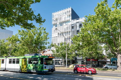 Amazing Location 1BR Apartment In Melbourne CBD - Accommodation Port Hedland 4