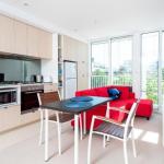 Amazing Location 1BR Apartment In Melbourne CBD - Accommodation Port Hedland 0