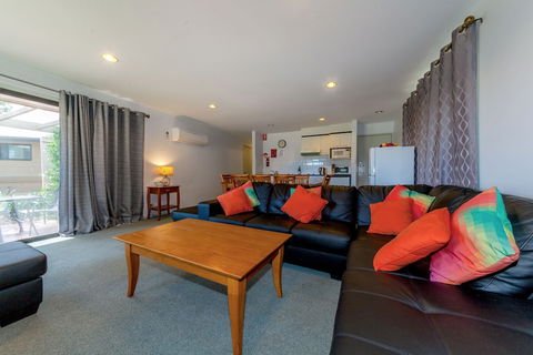 Condo 105 At Horizons Golf Resort - Salamander Bay NSW - Accommodation Port Hedland 1