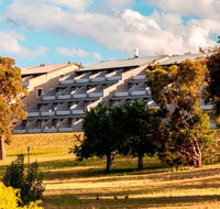 Horizons 418 - Lake Jindabyne Waterfront - Accommodation Port Hedland
