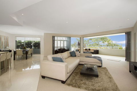 KINGSCLIFF OCEAN VIEW TERRACE By THE FIGTREE 5 - Accommodation Port Hedland 2