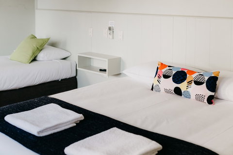 Finley Country Club Hotel Motel - Accommodation Port Hedland 3