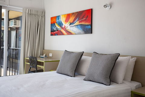 Nightcap At Emerald Star Hotel - Accommodation Port Hedland 3