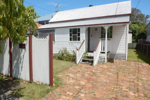 Charming, Private 3-Bedroom Cottage By The Bay - Accommodation Port Hedland 0