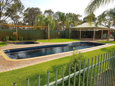CluBarham Golf Resort - Accommodation Port Hedland 2