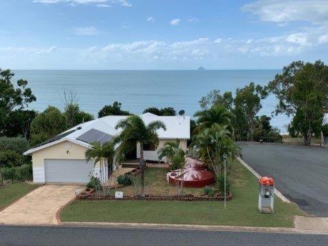 Hydeaway Retreat Beach House Hydeaway Bay - Accommodation Port Hedland 1