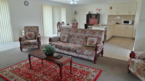 The Bell House - Accommodation Port Hedland 2