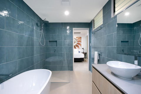 Belle Escapes - Absolute Beachfront Apartment In Alamanda Resort 21 - Accommodation Port Hedland 6