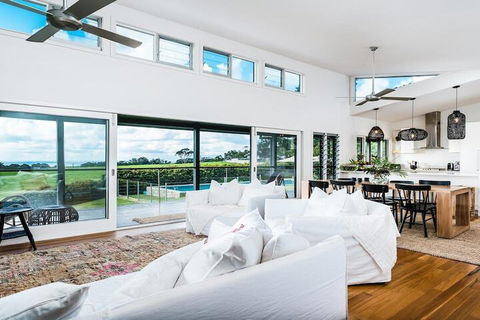 Your Luxury Escape - Illuka On Coopers - Accommodation Port Hedland 3