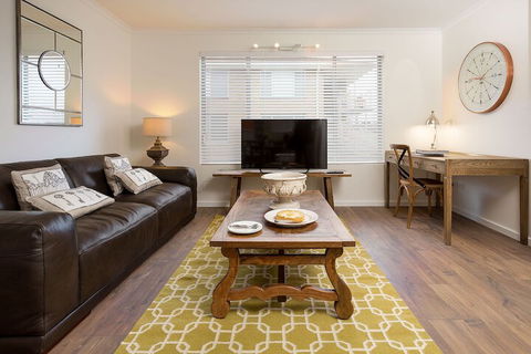 The Executive - Central & Sophisticated - Accommodation Port Hedland 3