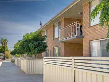 New York Dreamer Central & Sophisticated - Accommodation Port Hedland 0