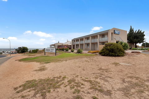 Moonta Bay Motel - Accommodation Port Hedland 0