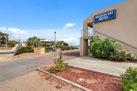 Moonta Bay Motel - Accommodation Port Hedland 1