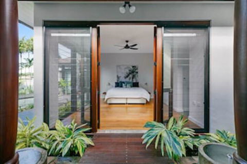 ESPRIT 2 PALM COVE BRAND NEW - Accommodation Port Hedland 2