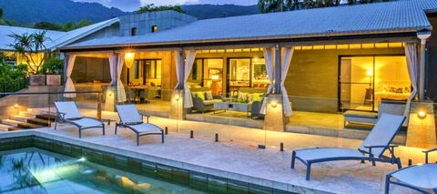 Oceans Edge Beach House At Oak Beach - Accommodation Port Hedland 2