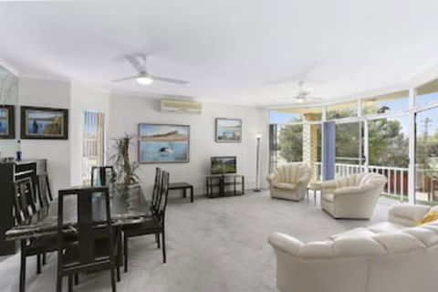 Solitaire 1 Sawtell NSW - Accommodation Port Hedland 0