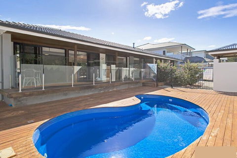 Hibiscus House Sawtell NSW - Accommodation Port Hedland 1