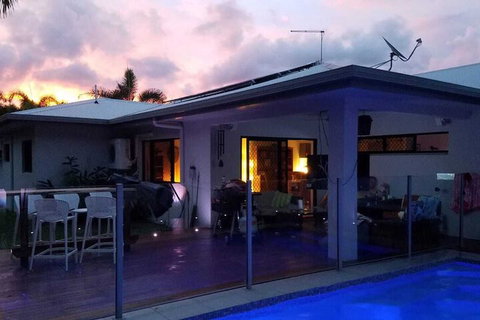 Beach Bliss Queen Bed BBQ Pool Netflix - Accommodation Port Hedland 1