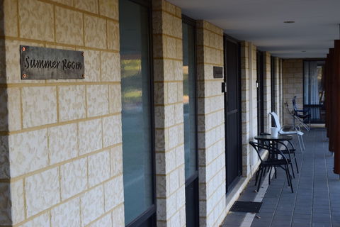 Eagle Bay House - Accommodation Port Hedland 0