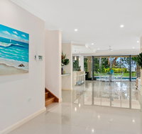 Luxury Living on the Beachfront - Accommodation Port Hedland