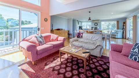 THE Lighthouse Surf Side - Accommodation Port Hedland 2