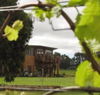 Bettenay Loft Spa Apartment  Lakeview Chalets - Accommodation Port Hedland