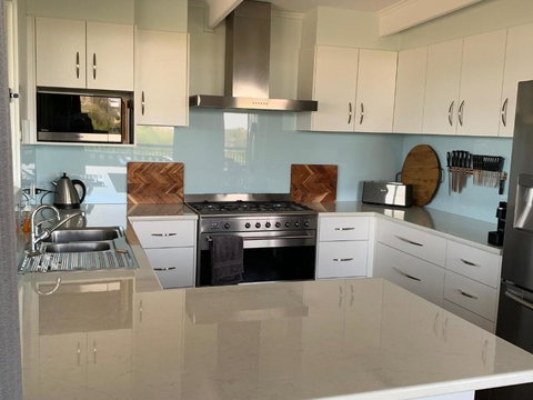 Longbeach House - Accommodation Port Hedland 4