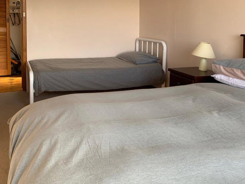 Longbeach House - Accommodation Port Hedland 6