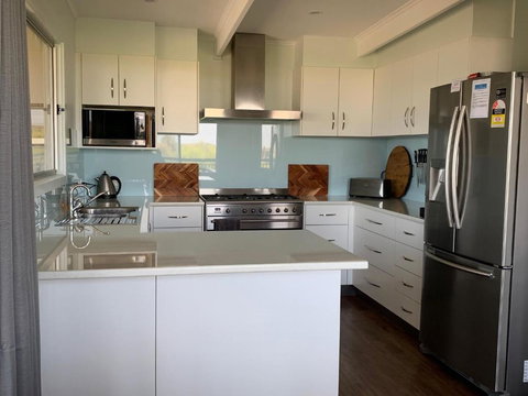 Longbeach House - Accommodation Port Hedland 1