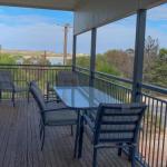 Longbeach House - Accommodation Port Hedland 0