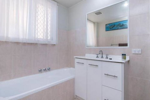 River Haven Unit 1 Absolute Tweed River Frontage - Accommodation Port Hedland 4