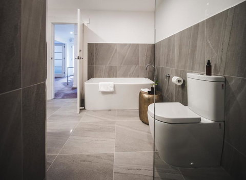 Russell House - Accommodation Port Hedland 1